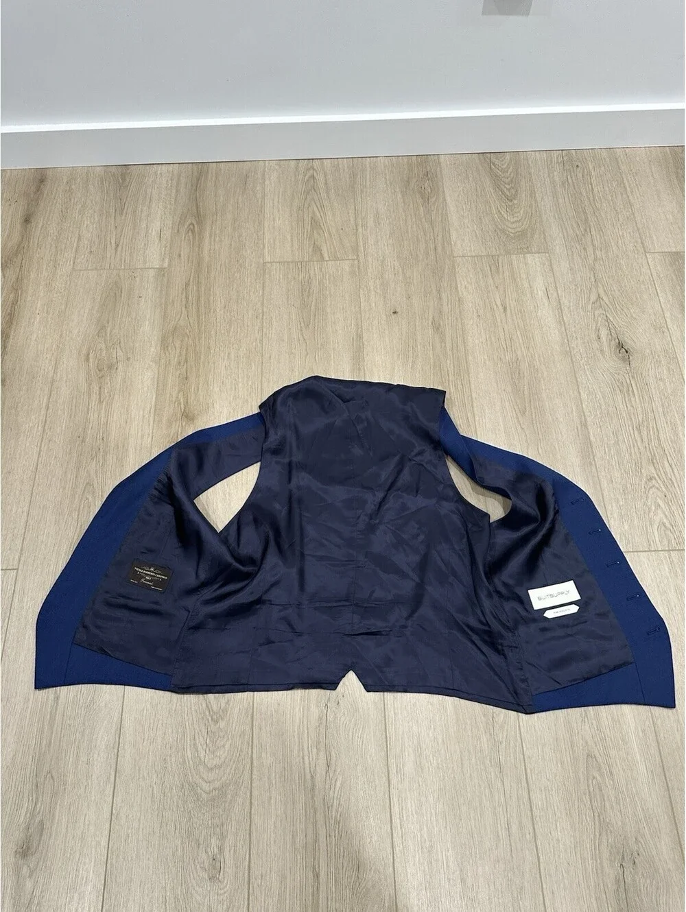 Suitsupply this used